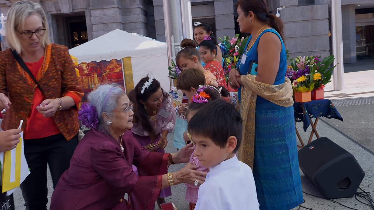 Nu Noi Songkran Parade Festival 2018 Perth Australia