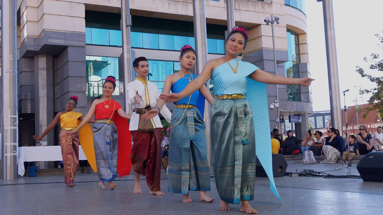 Thai dance Songkran Festival Ram Wong Matra taan Perth Australia